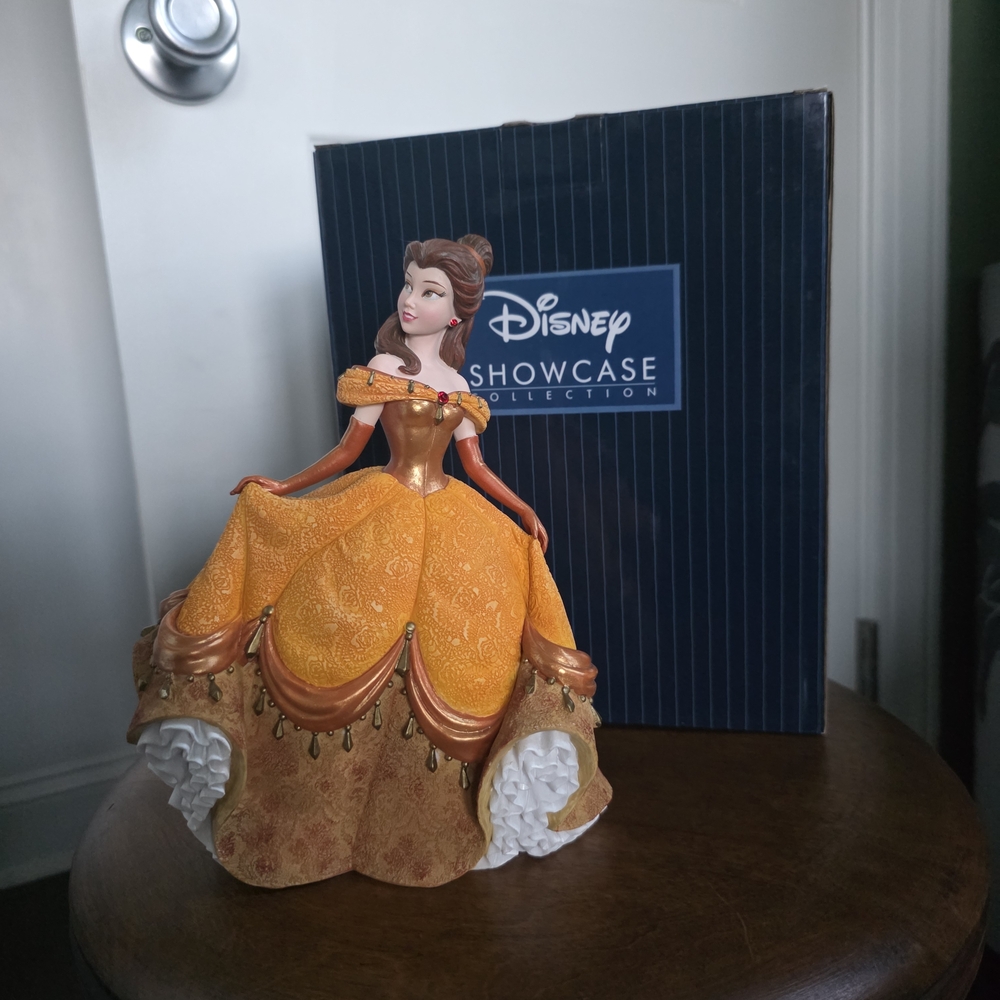 VV Rare Disney Showcase Haute Coutour De Force Belle